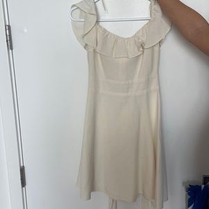 Off the shoulders cream Zara dress